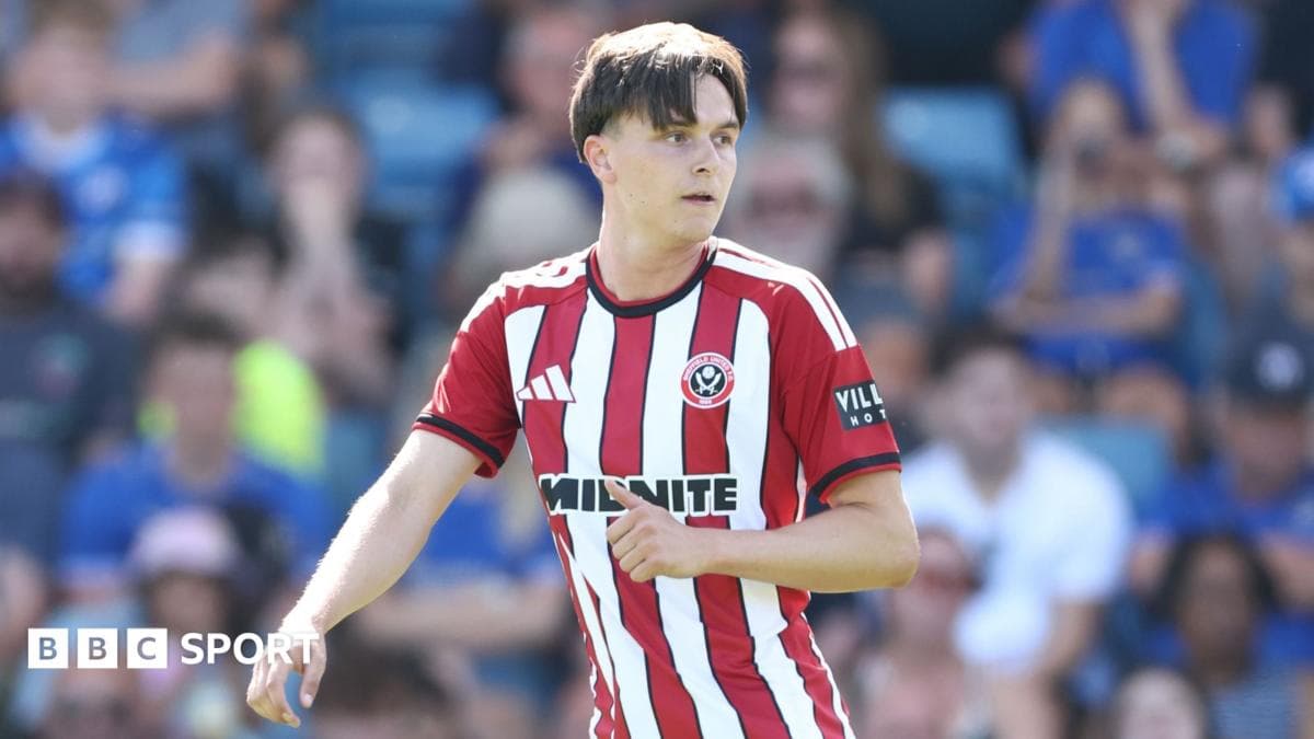 Sheffield United striker Marsh joins Chesterfield