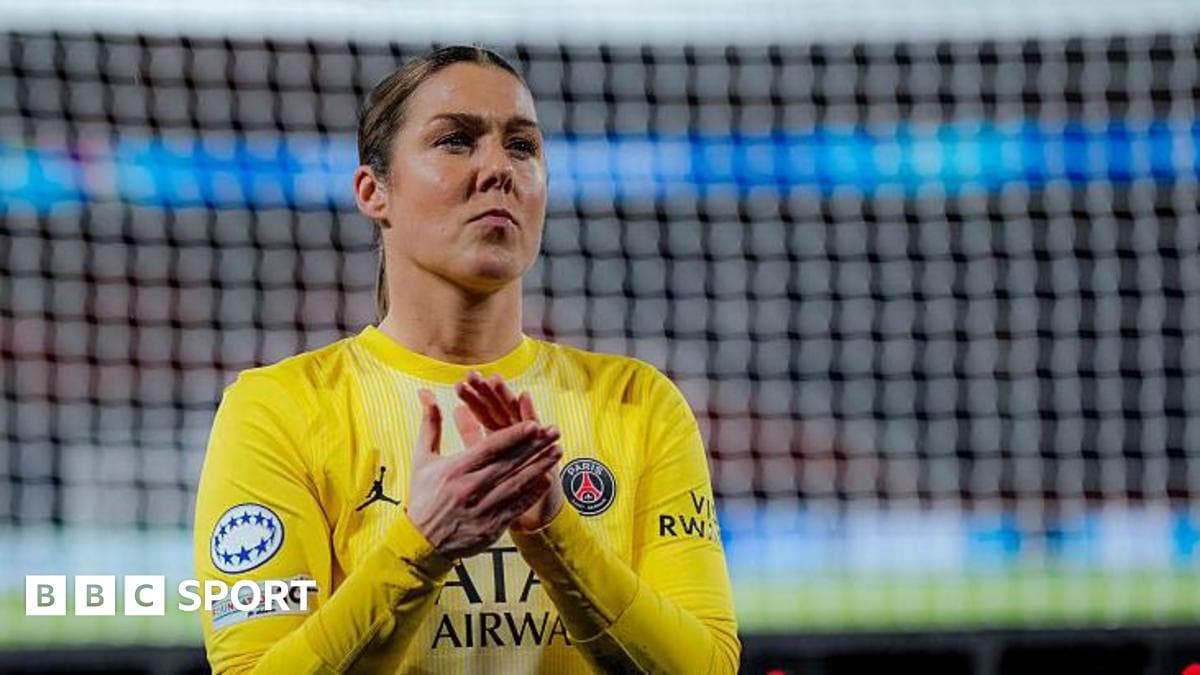 Earps close to WSL return as PSG exit nears