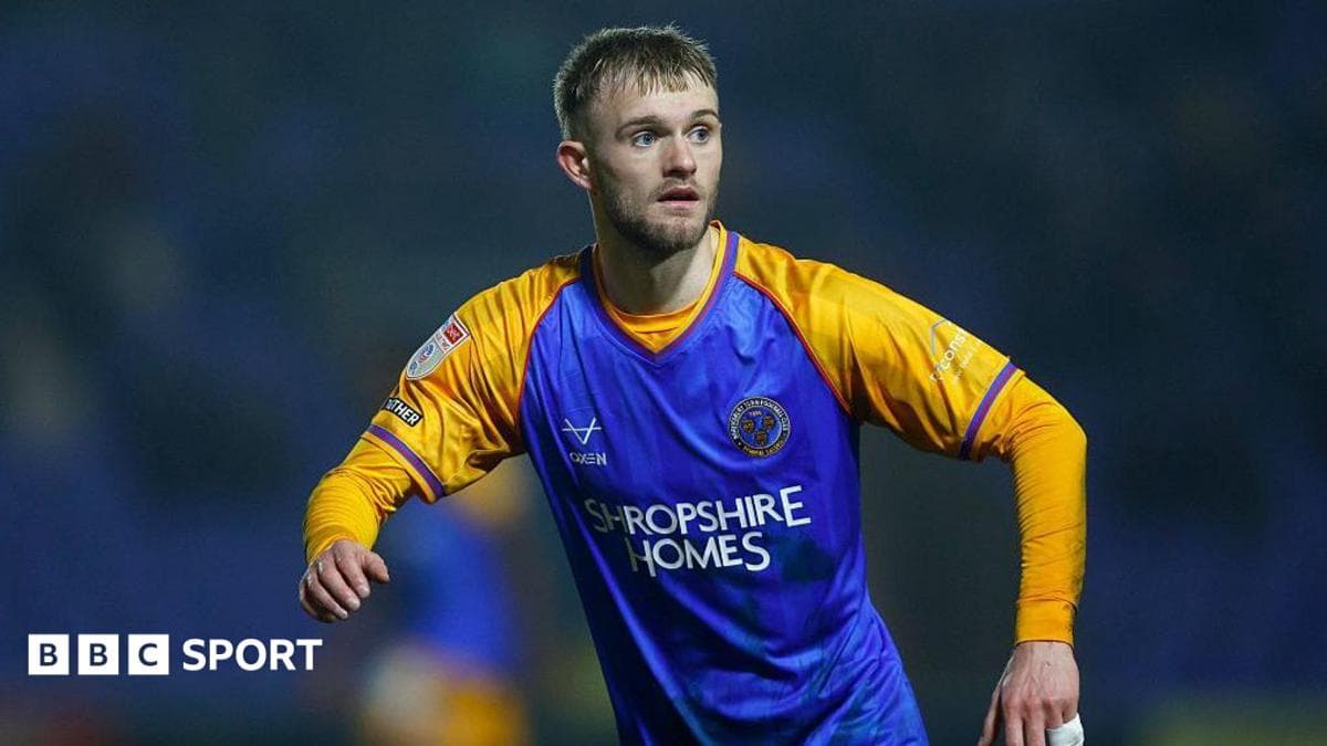 Exeter City sign former Shrews midfielder Perry