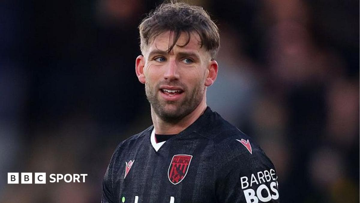 Derby sign Southampton defender Taylor