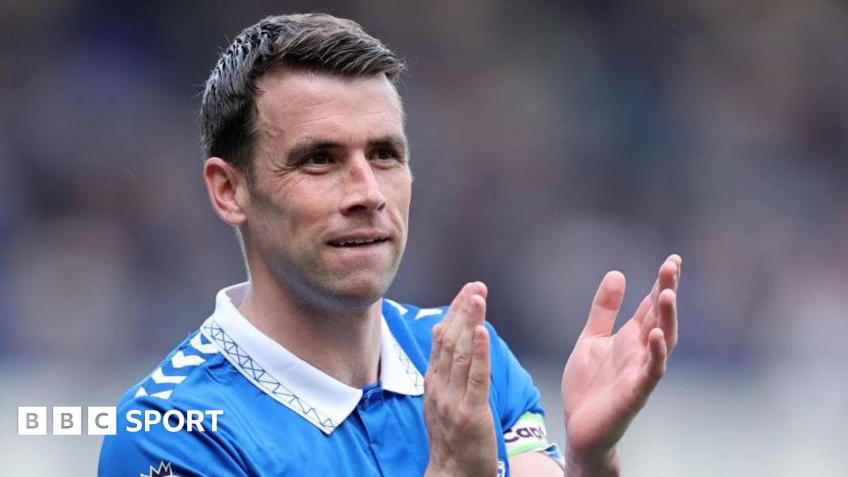 Coleman to end 17-year Everton playing career