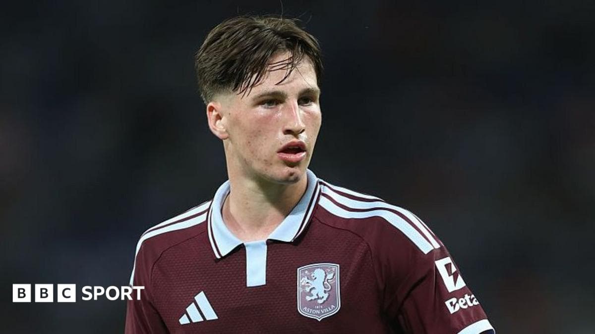 Stevenage sign Broggio on loan from Aston Villa