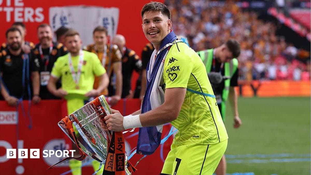 Hull avoid points deduction by selling players