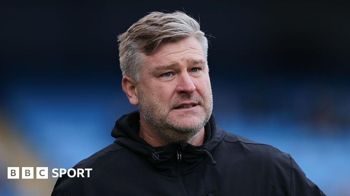 Salford sack Robinson after play-off final loss
