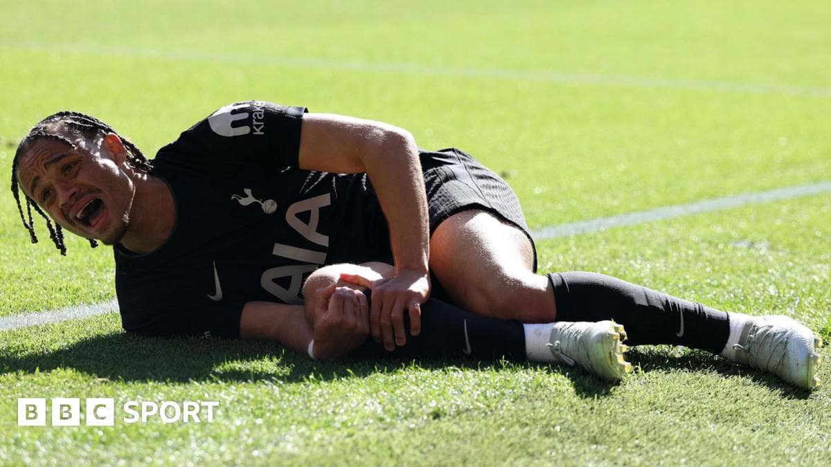 Spurs' Simons to miss rest of season and World Cup