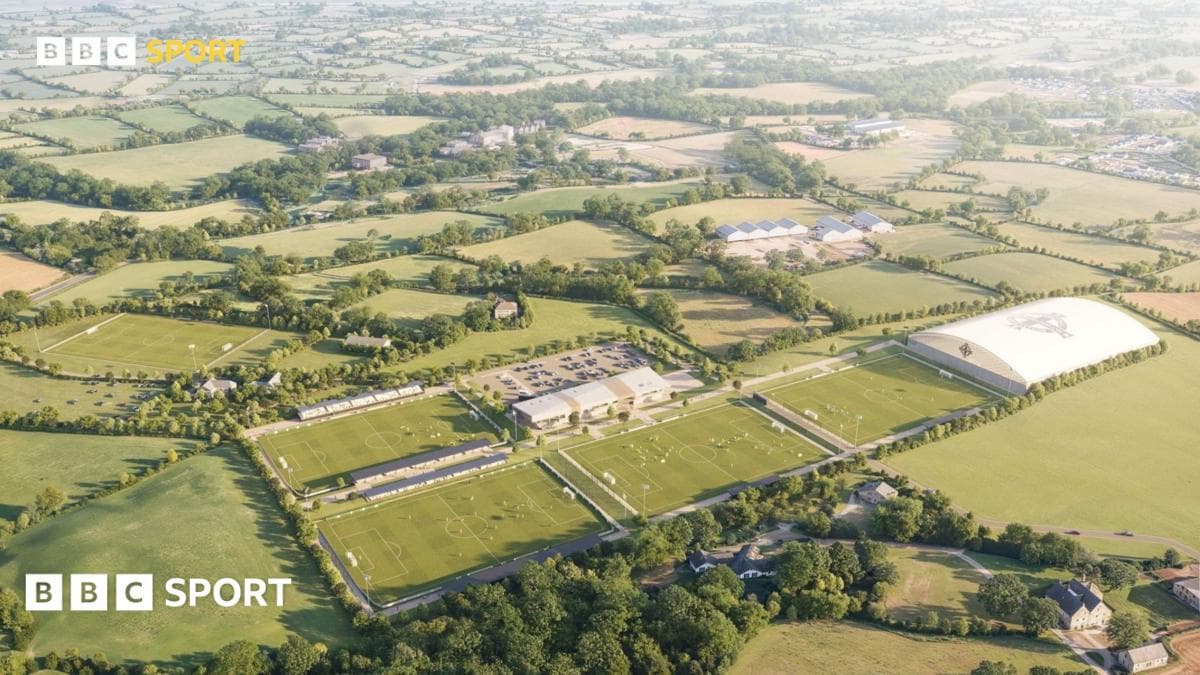Northern Ireland boss O'Neill 'hopeful' training centre plans progress