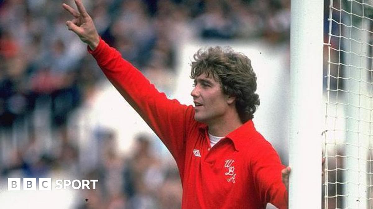 Former West Brom keeper Godden dies aged 70