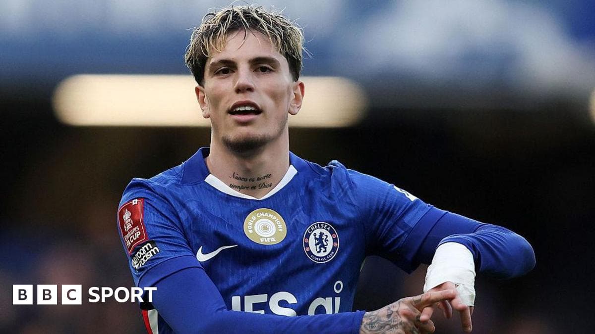 What is going on with Garnacho?