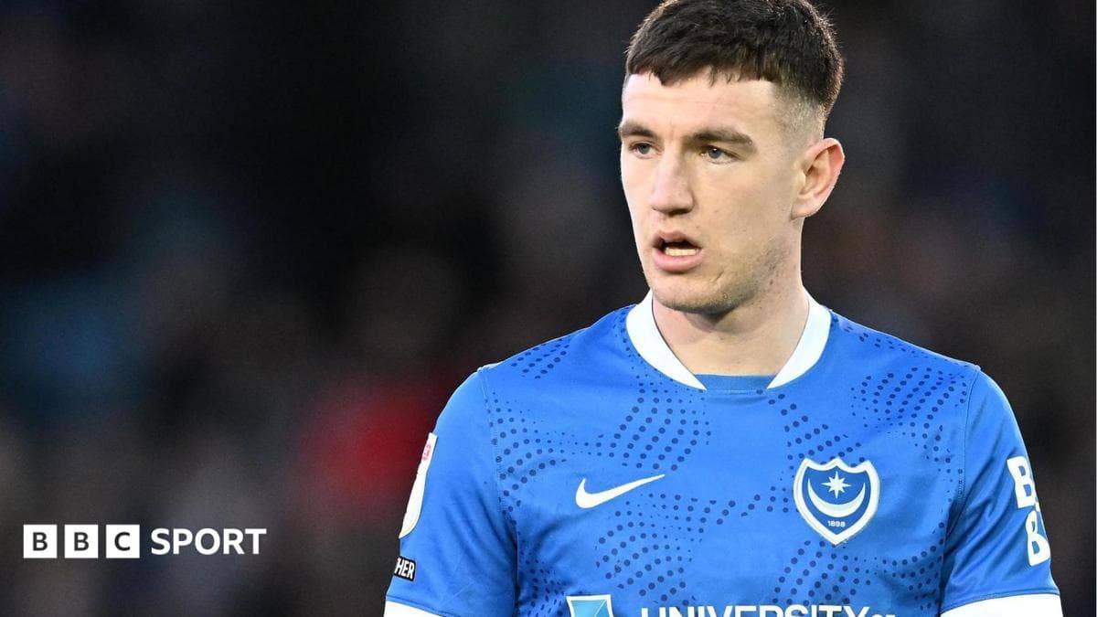 Barnsley sign Portsmouth striker Kirk on loan