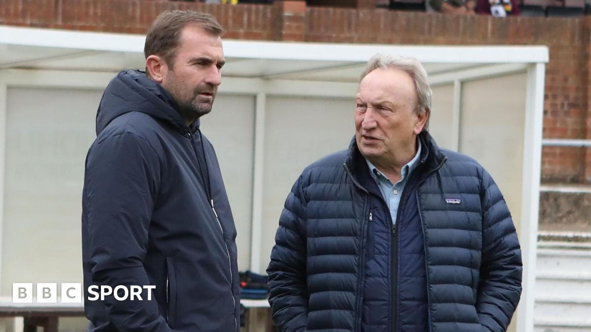 Warnock, 77, back in dugout as Torquay caretaker