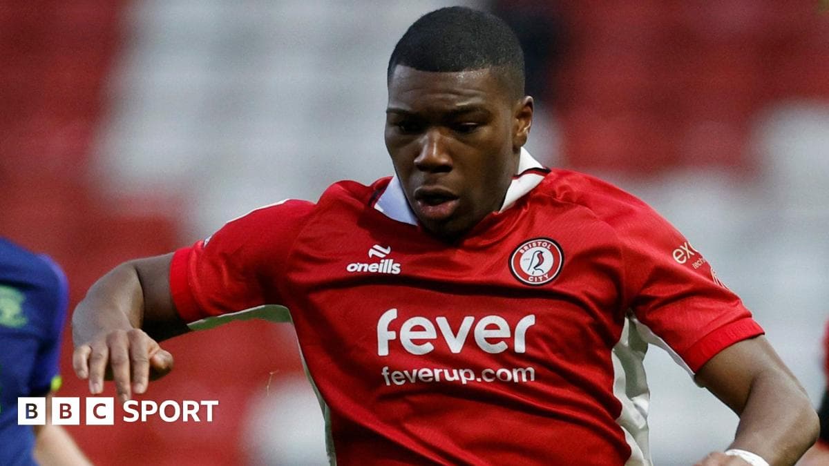 Bristol City forward Armstrong joins Goztepe