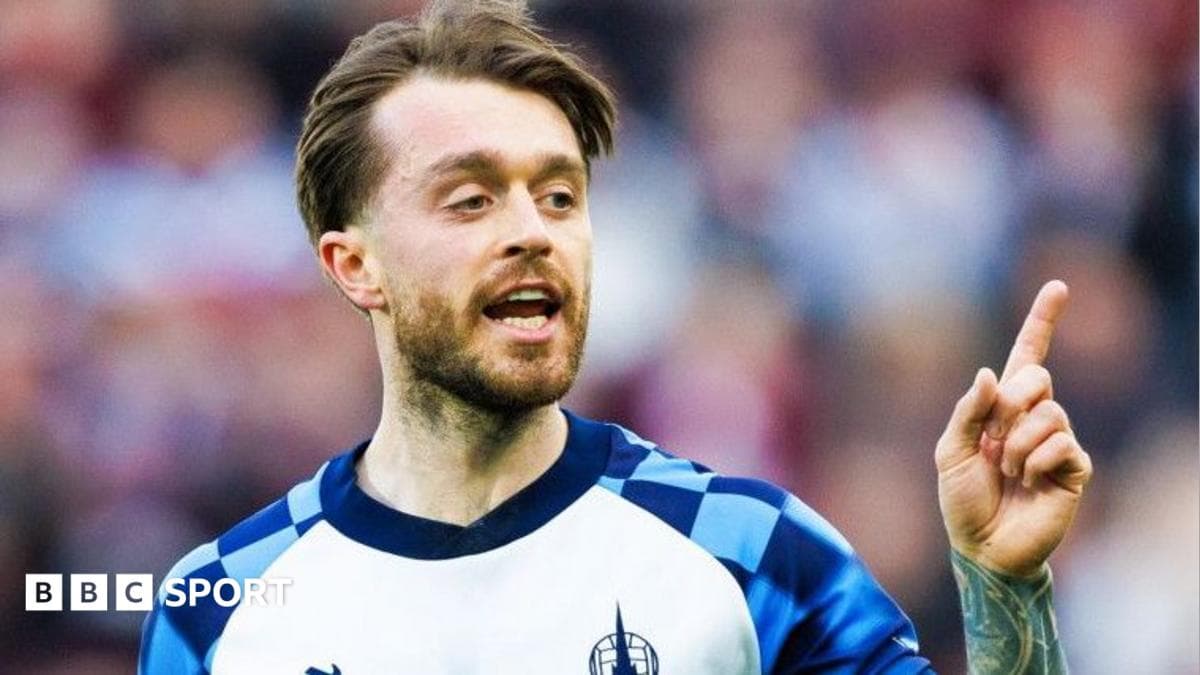 Dundee Utd's Spencer bids 'embarrassing' - Falkirk boss McGlynn