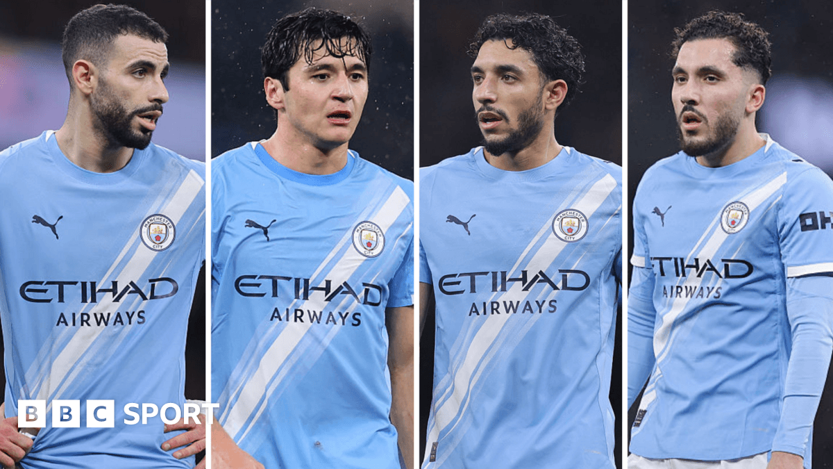 How do Man City's Muslim players adapt to Ramadan and what help do they get?