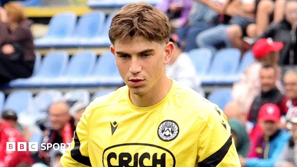 Watford sign Croatian defender Mlacic on loan