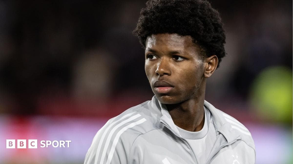 Truro City sign Forest teenager Blake on loan