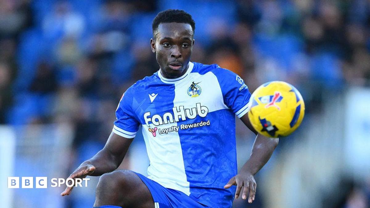 Bromley sign ex-Bristol Rovers midfielder Conteh