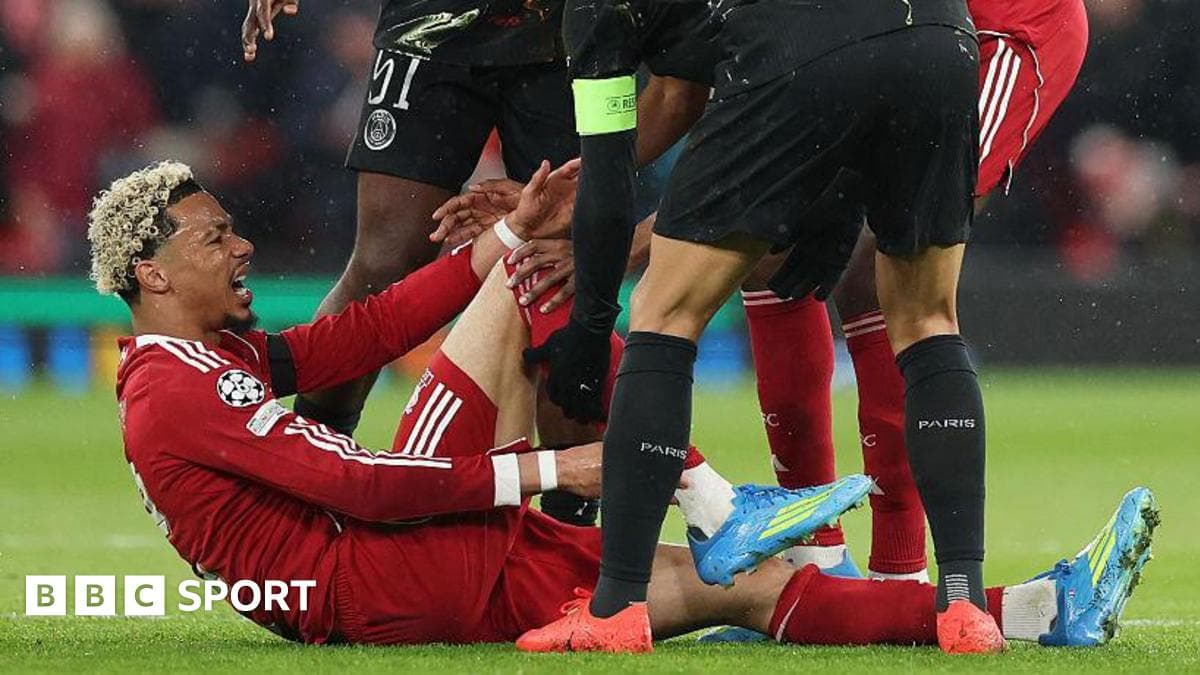 Slot fears Ekitike injury is 'really bad'