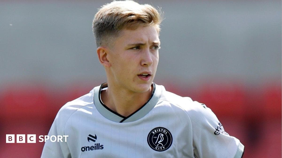 Yeovil Town sign Bristol City's Naylor on loan