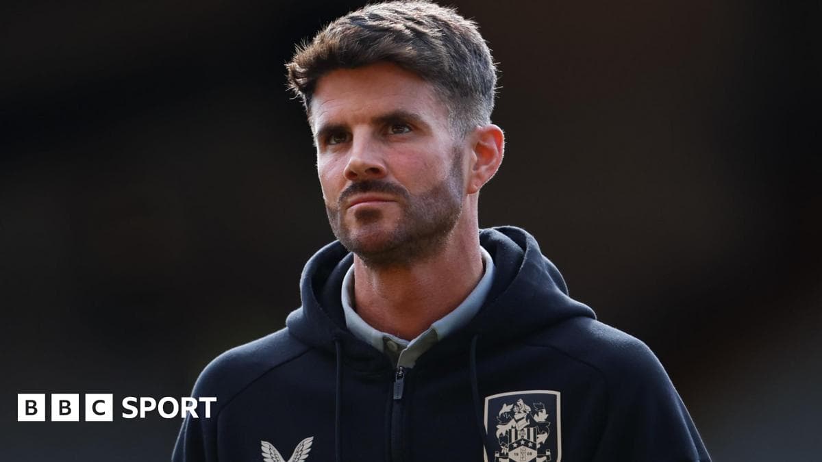 Huddersfield Town appoint Drury as head coach
