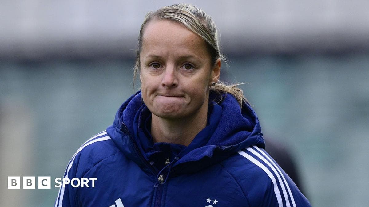 Forest Women part company with boss Davies