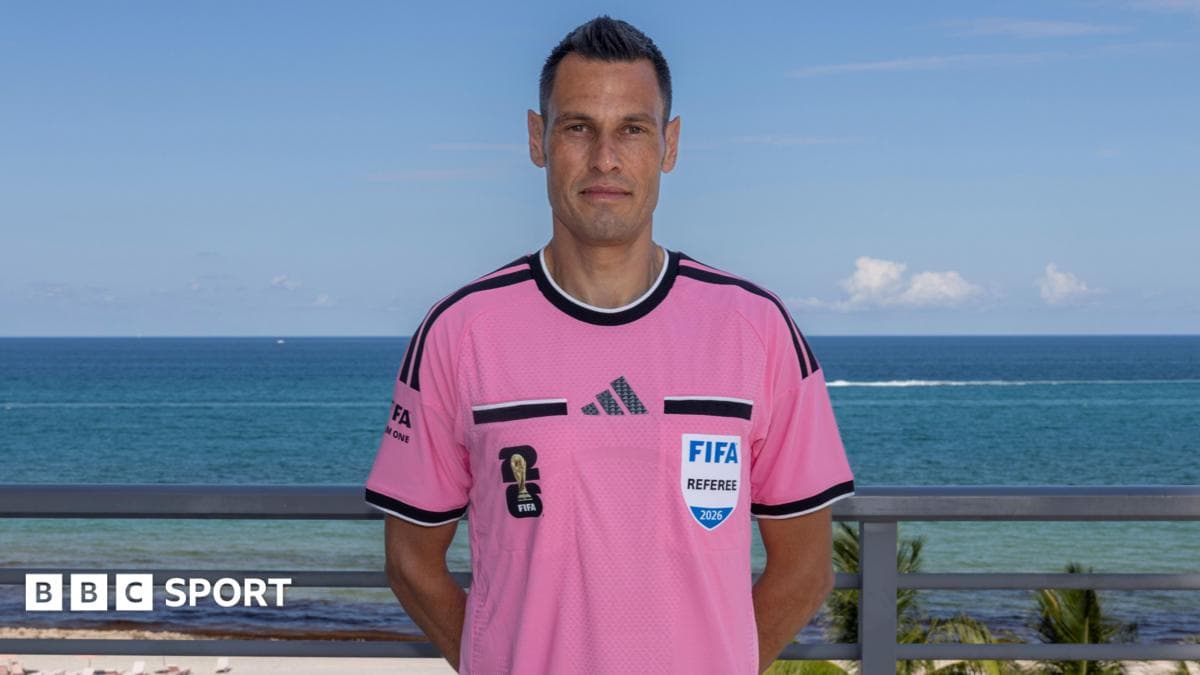 Why will Uruguay v Saudi Arabia referee wear pink?