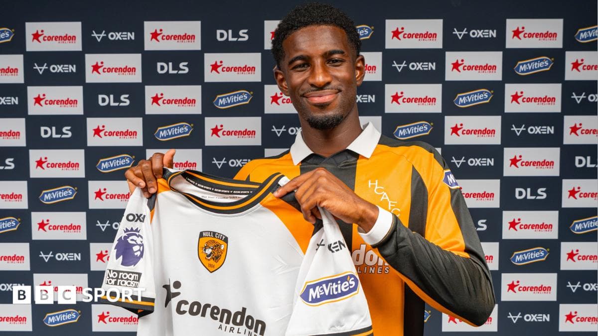 Forward Cho becomes Hull's 12th summer signing