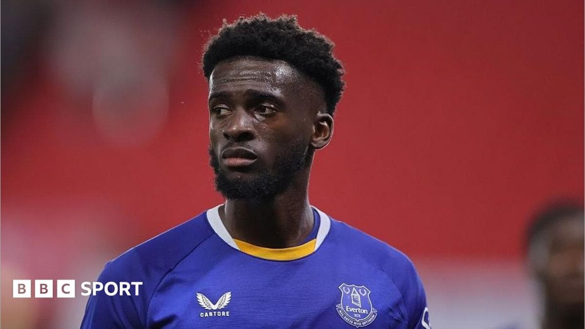 Hull agree £22m fee for Everton's Iroegbunam