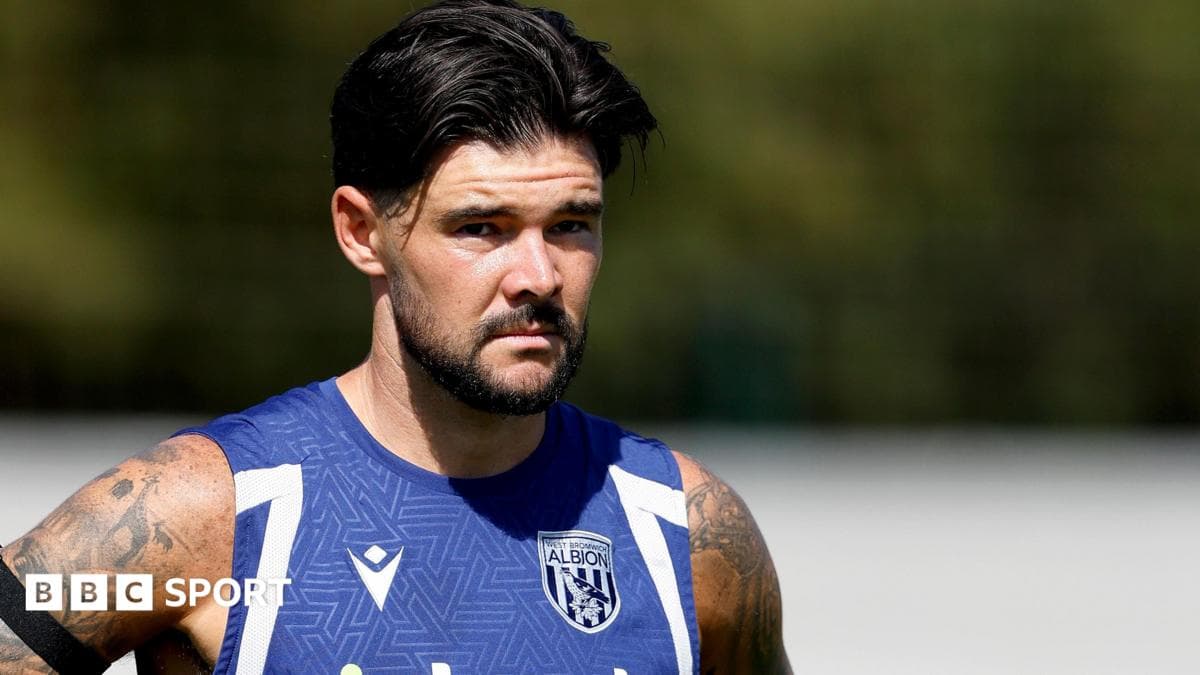 Derby sign midfielder Mowatt from West Brom