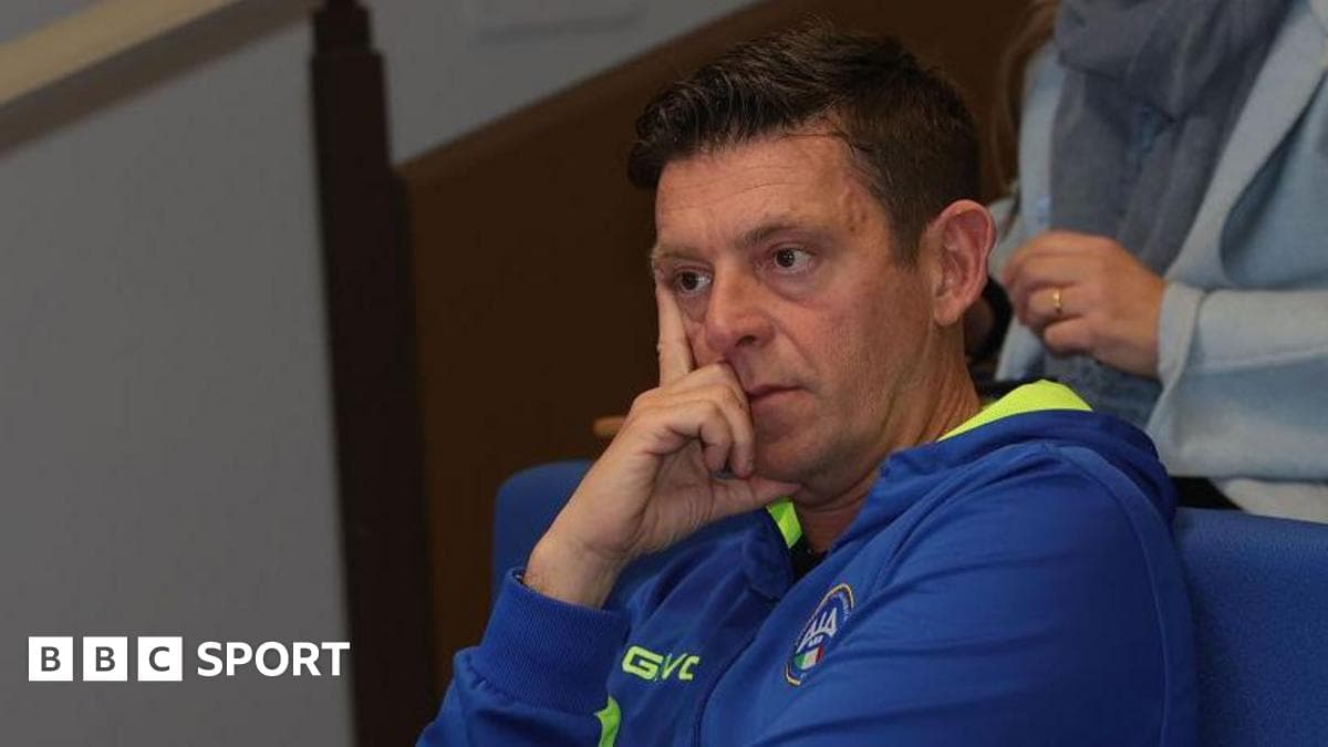 Italian referee chief suspends himself over allegations
