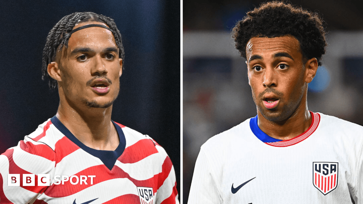 Adams & Robinson in US squad for World Cup