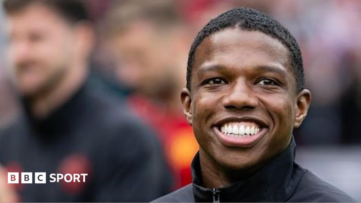 Former Man Utd left-back Malacia joins FC Cincinnati