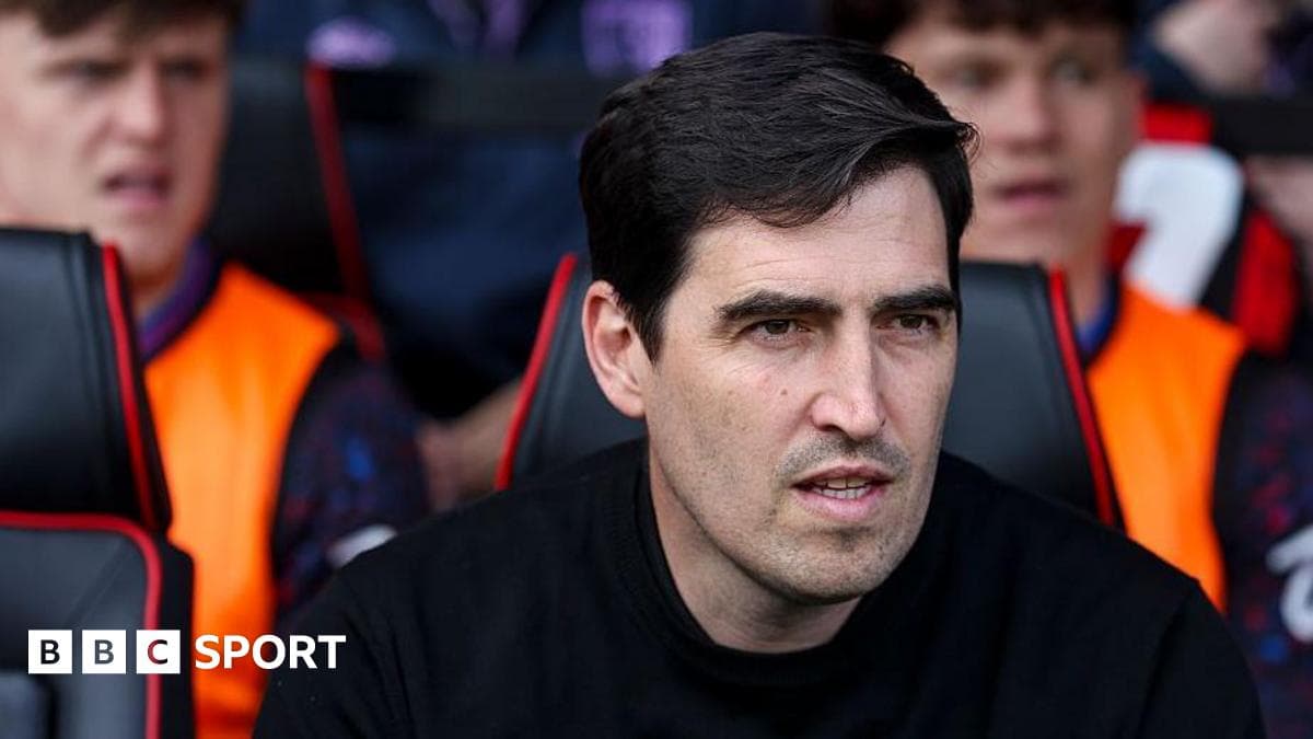 Iraola top of Palace shortlist for new manager