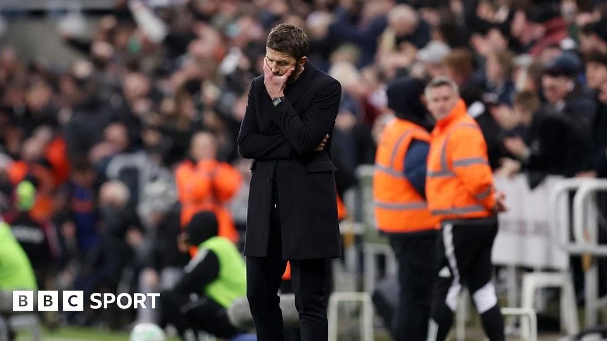 Carrick looks for 'lessons' after first Man Utd loss