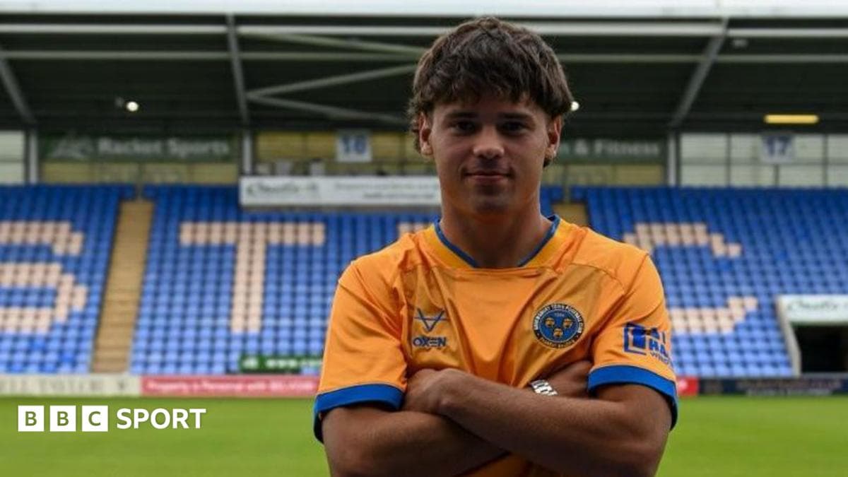 Shrewsbury sign former Blues full-back Pendleton