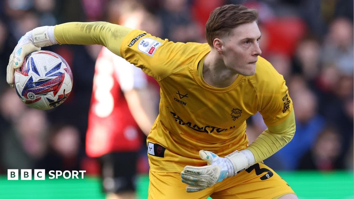 Northampton sign Lincoln goalkeeper Jeacock on loan
