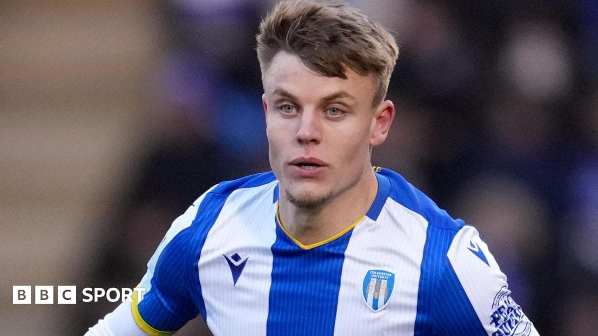 Gillingham sign Oxford striker Goodwin
