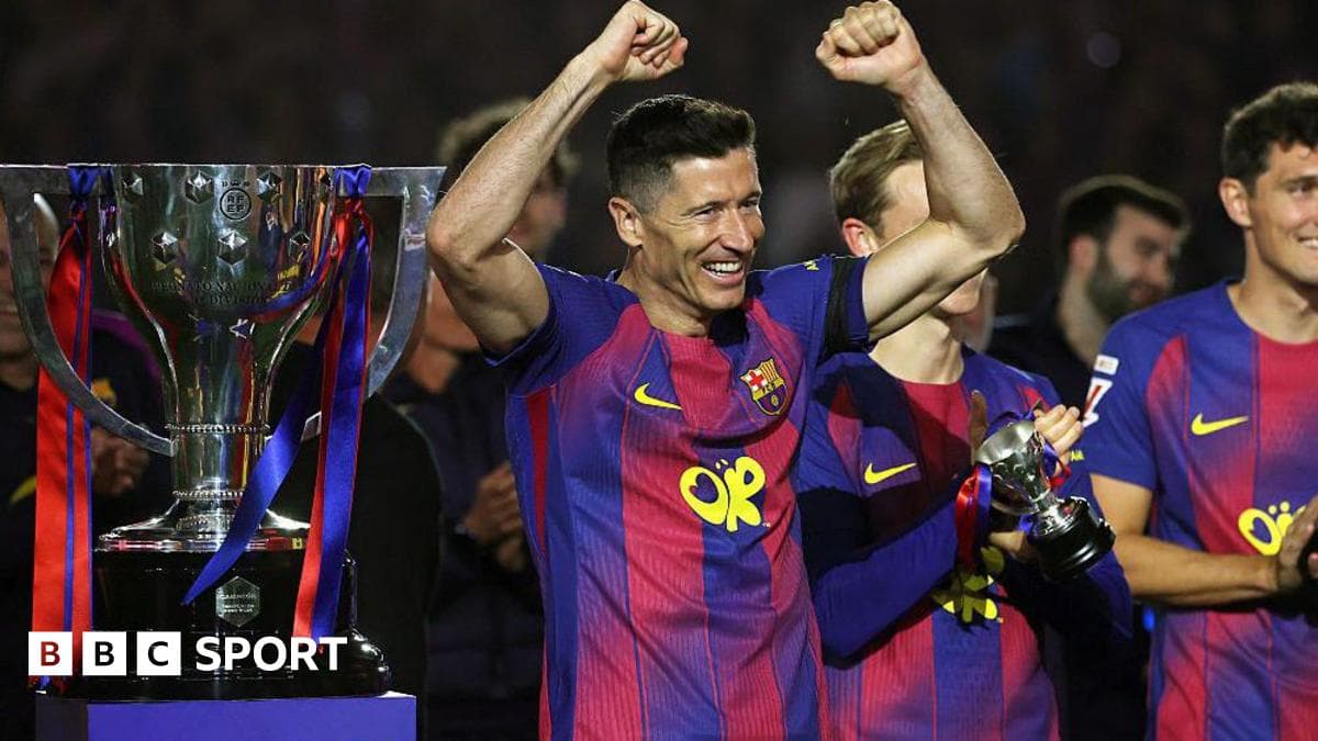 Lewandowski to leave Barcelona as 'mission is complete'