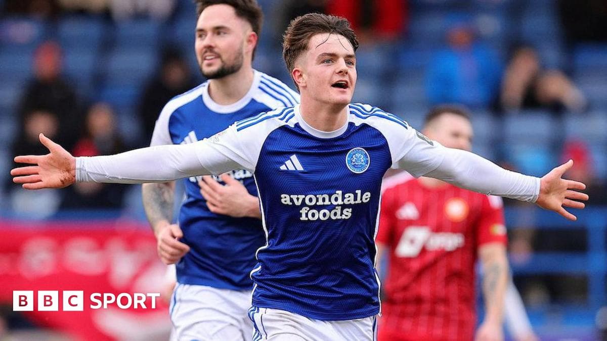 Falkirk sign teenager McGovern from Glenavon