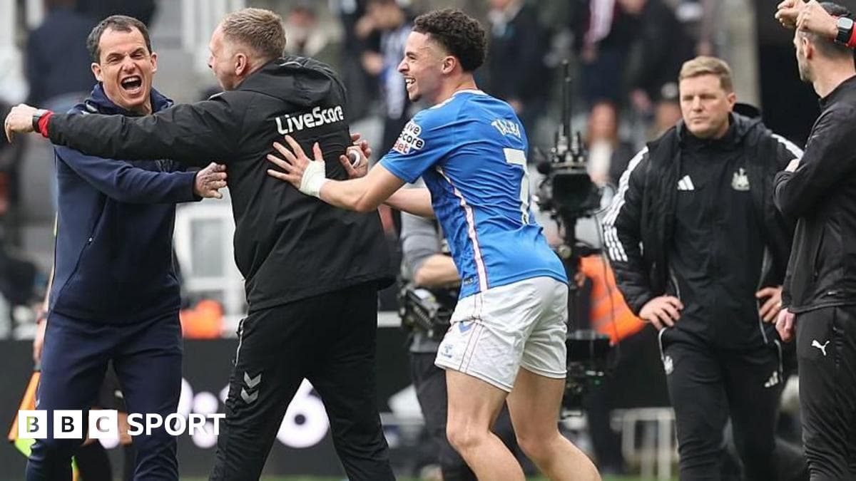 'Pathetic' Newcastle draw Shearer ire - as Sunderland in dreamland