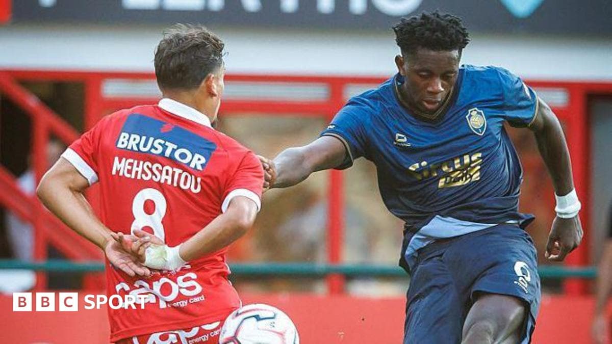 Sunderland sign Ahoka from Royal Antwerp