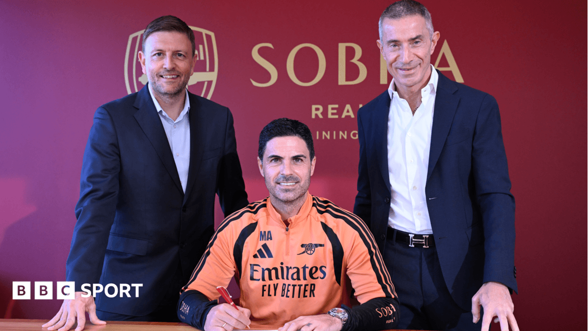 Arteta signs new contract with champions Arsenal