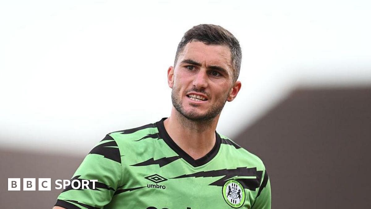 'Leader' Moore-Taylor signs for Sutton United