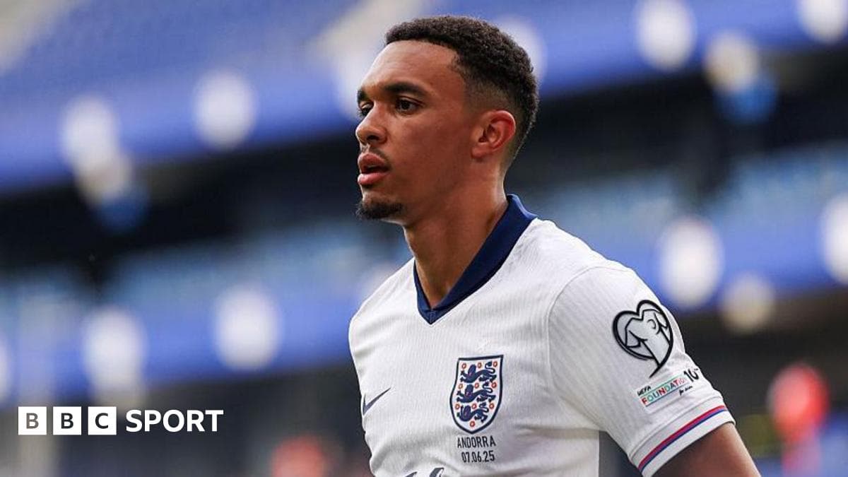Alexander-Arnold omission 'mind-boggling' to Rooney