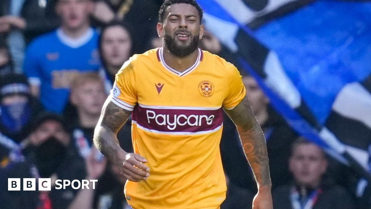 Tranmere re-sign forward Woolery