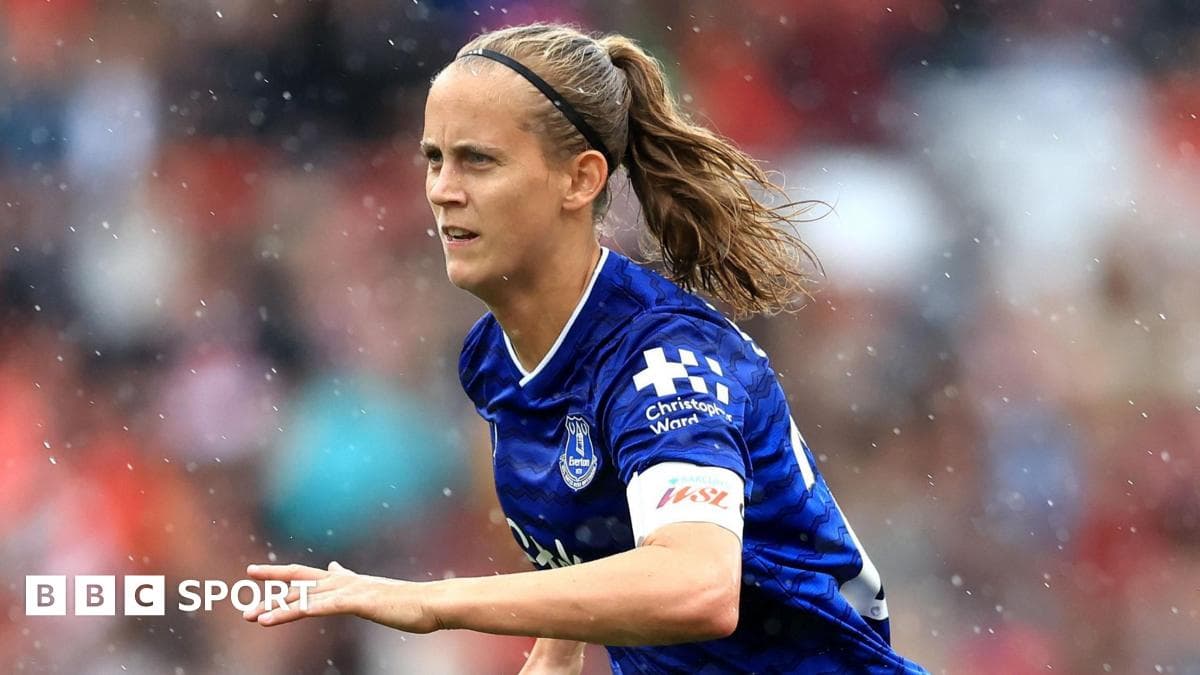 'Like being stabbed in stomach' - Everton's Snoeijs on endometriosis