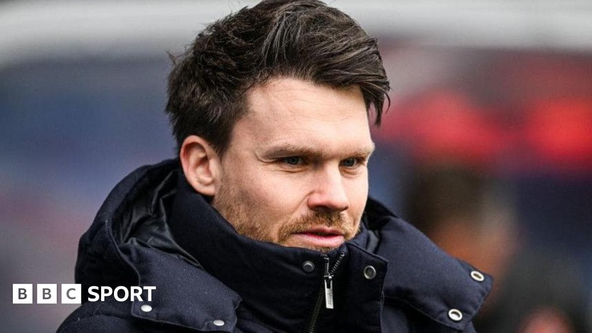 Rohl won't watch title rivals as Rangers enjoy top spot