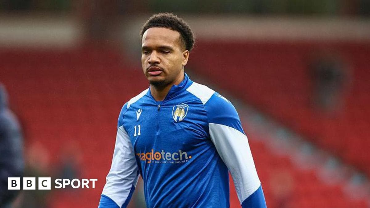 Rochdale sign Gordon and Baptiste on loan deals