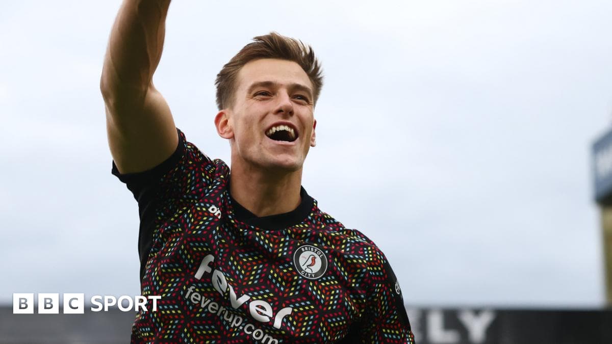 Vitek's viral moments & progress at Bristol City