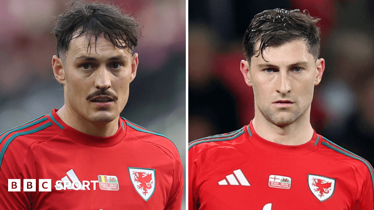Roberts and Davies return from injury for Wales