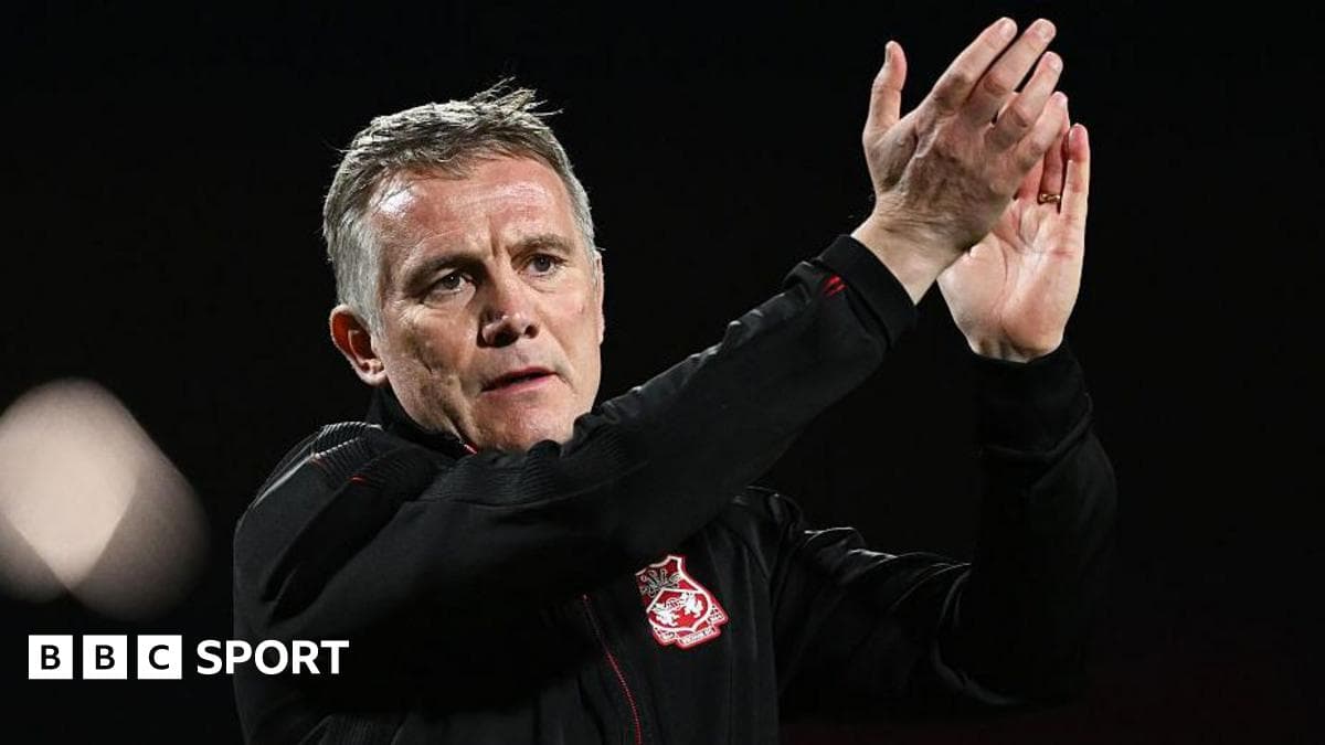 Wrexham urged to 'appreciate' top six challenge